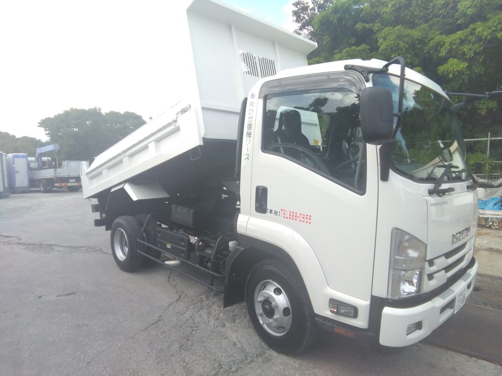 4t ダンプ（コボレーン付き）
